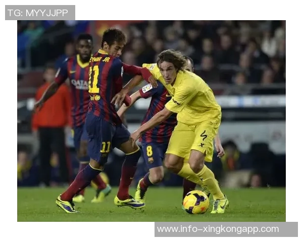 国米2025年12月最佳球员候选名单揭晓劳塔罗皮奥阿坎吉泽林斯基争夺荣誉