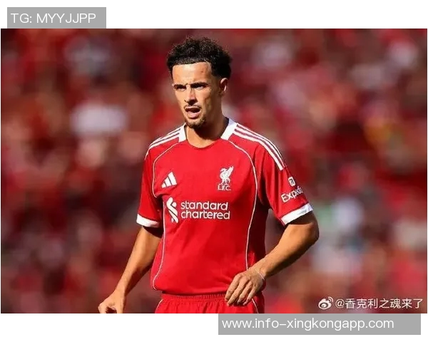 柯蒂斯琼斯在欧冠中展现出92传球成功率成为中场球员第三高的表现